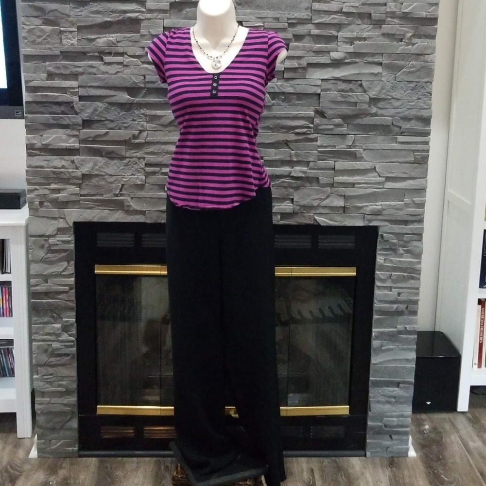 Betsy Johnson capped sleeved tee - Picture 1 of 5